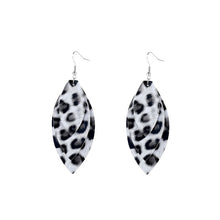 Load image into Gallery viewer, New Long Retro Leopard Dangle Earrings