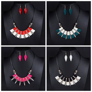Exaggerated Adjustable Acrylic Necklace Earrings Jewelry Set