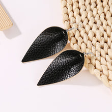 Load image into Gallery viewer, New Long Retro Leopard Dangle Earrings

